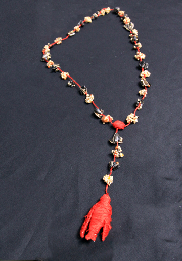 sculpture_birdseedrosary